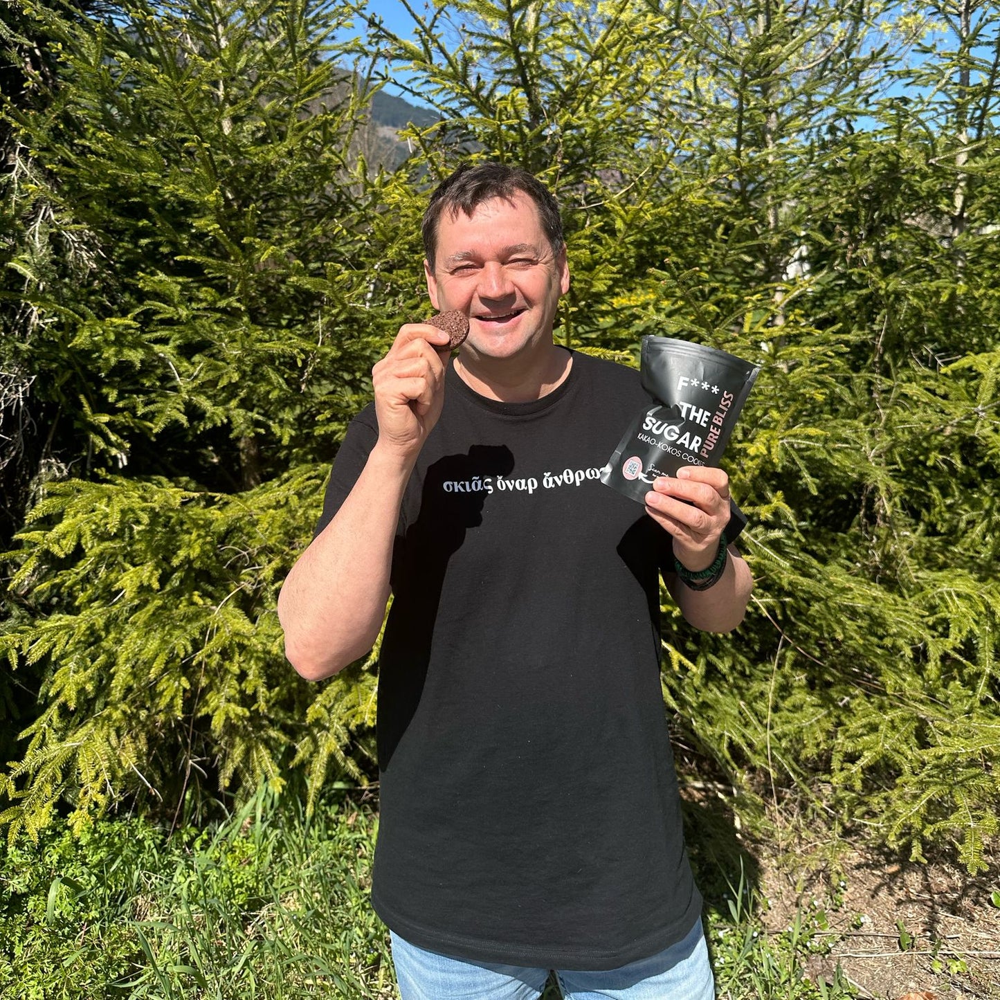 Pure Bliss - Dinkel-Kakao-Cookies ohne Zuckerzusatz